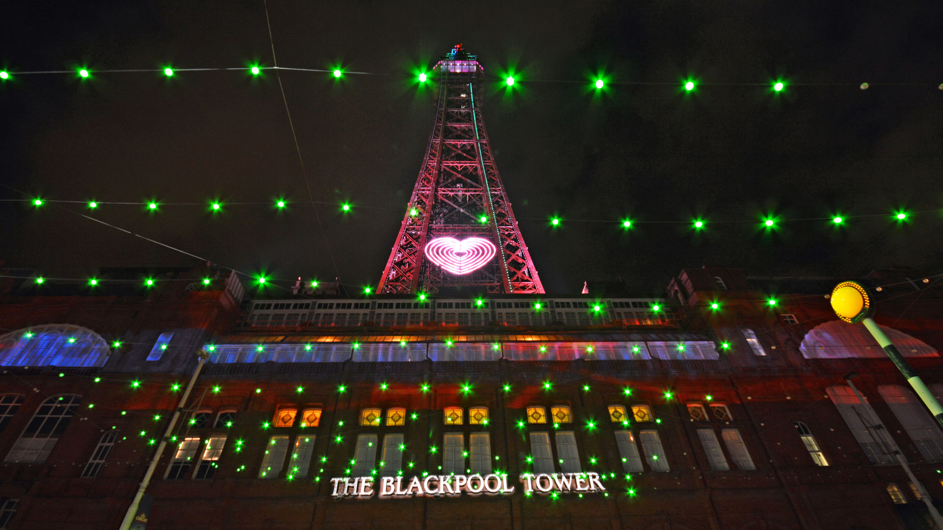 Green colour scene — Blackpool Tower and heart motif behind the RGBW canopy