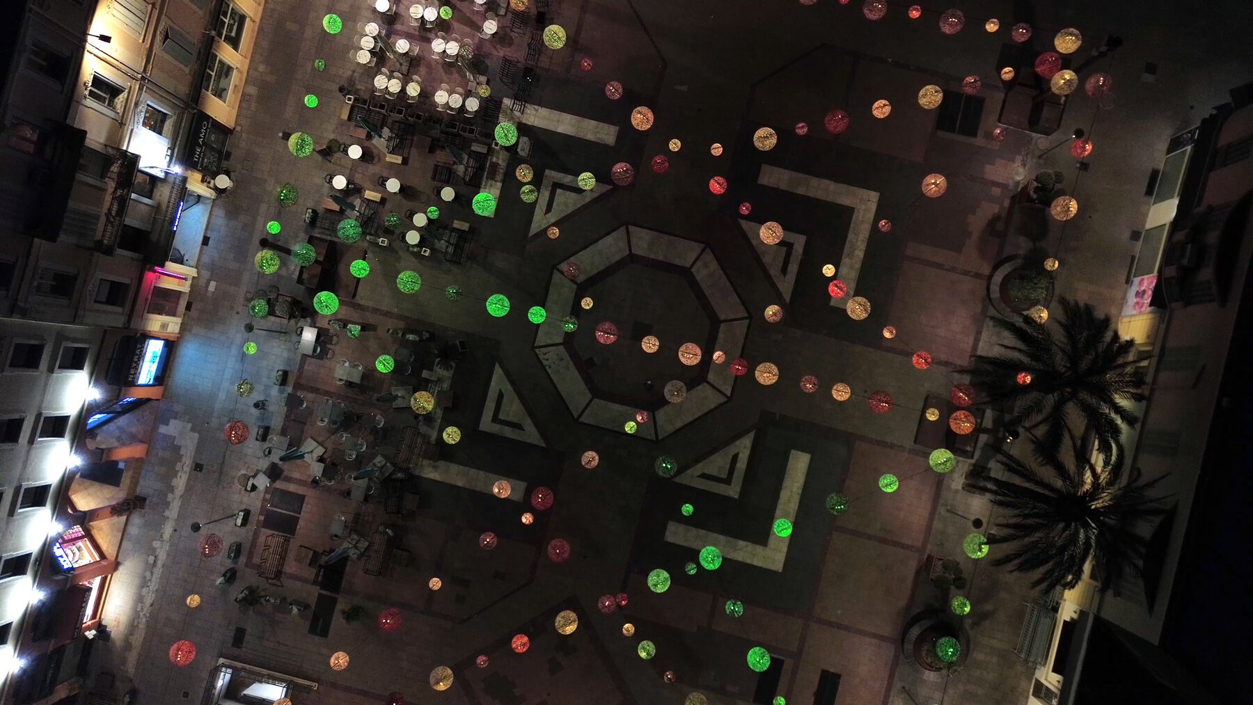 Twilight star-flicker programme — Place Coullet