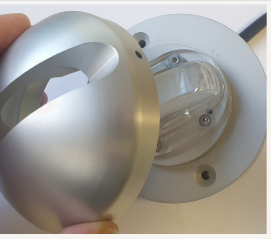 Figure 3 — Remove glare guard